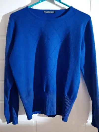 Suéter negro de cuello alto desde los $2000 - miniatura 5