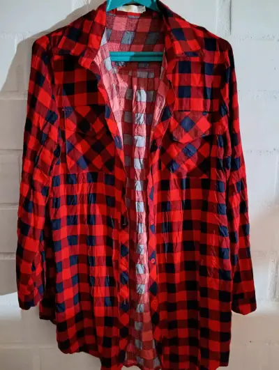Blusa animal print marrón desde los $ 2000 - miniatura 3