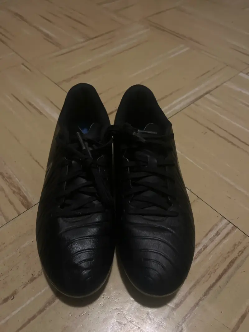 Zapatos de fútbol negros - 3