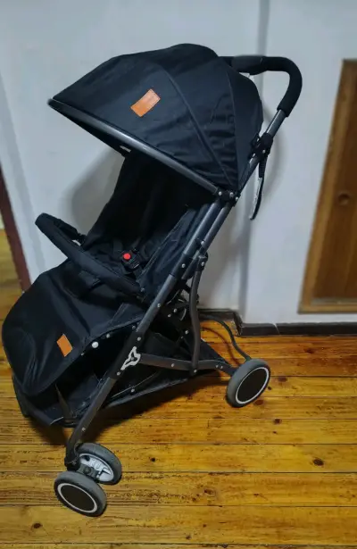 Coche compacto - miniatura 2