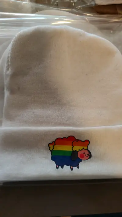Gorro blanco con estampado colorido - miniatura 6