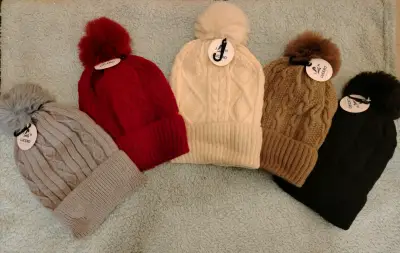 Gorros de lana con chiporro interior. - miniatura 1