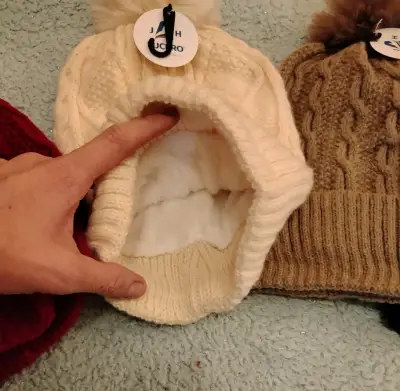Gorros de lana con chiporro interior. - miniatura 2