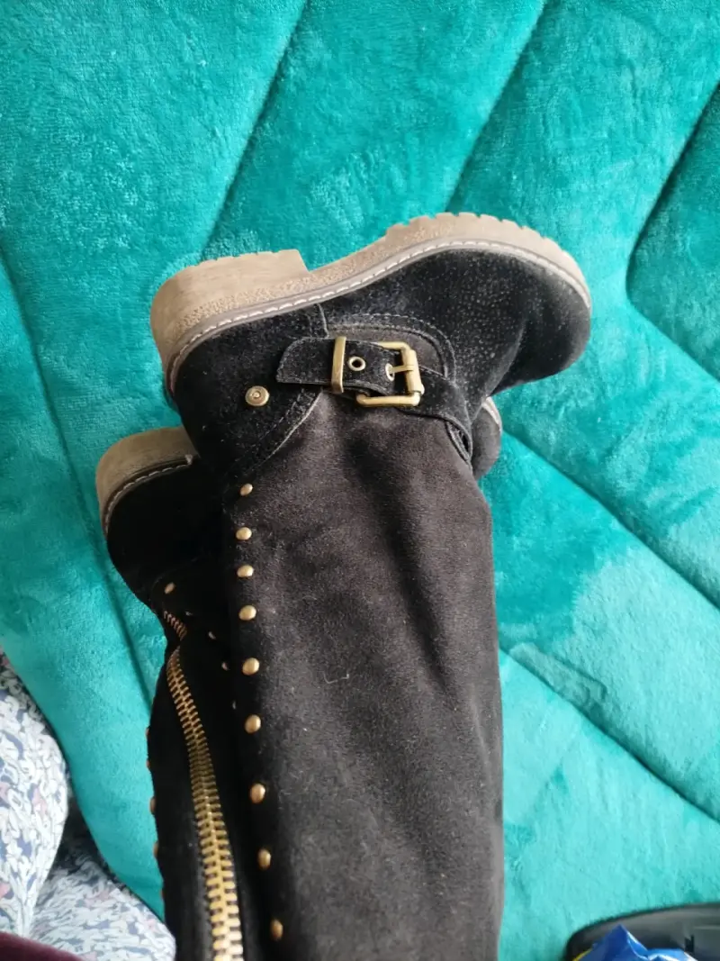 Botas negras con plataforma y apliques 36-37 - 6