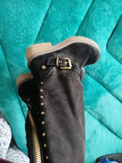 Botas negras con plataforma y apliques 36-37 - miniatura 6