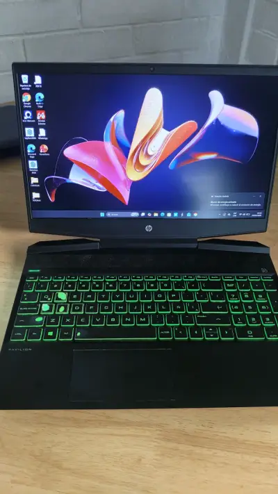 Laptop HP Pavilion gaming - miniatura 1