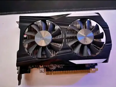 Tarjeta gráfica Gtx 1050TI 4Gb - miniatura 1