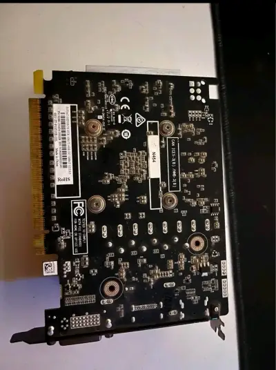 Tarjeta gráfica Gtx 1050TI 4Gb - miniatura 3
