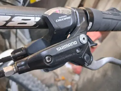 Bicicleta montaña Mongoose azul - miniatura 2