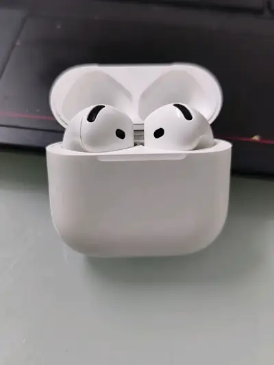 Audífonos apple 4 generación  modeló A3058 - miniatura 3
