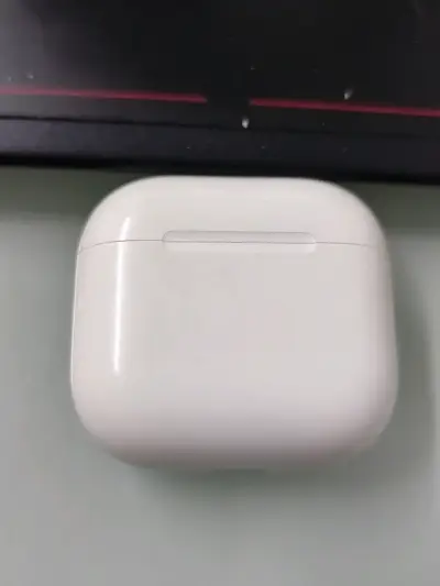 Audífonos apple 4 generación  modeló A3058 - miniatura 6