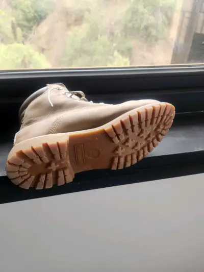 Botas de cuero beige - miniatura 2