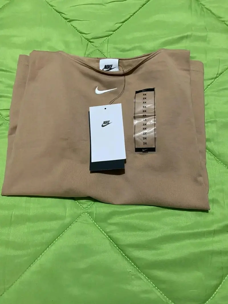 Polera Nike beige 3X nueva - 1