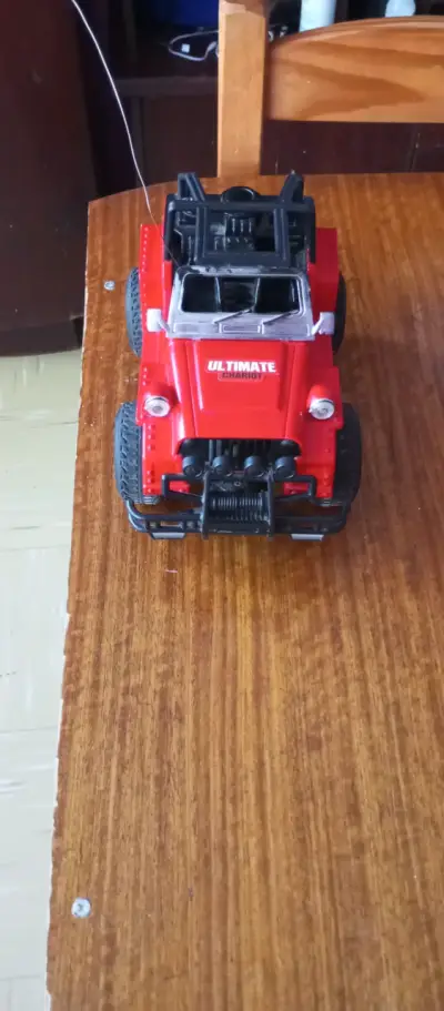 Auto a control remoto rojo - miniatura 1
