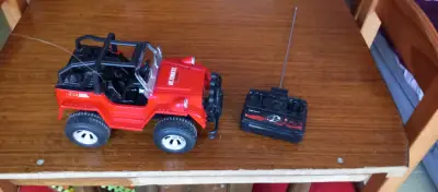 Auto a control remoto rojo - miniatura 5