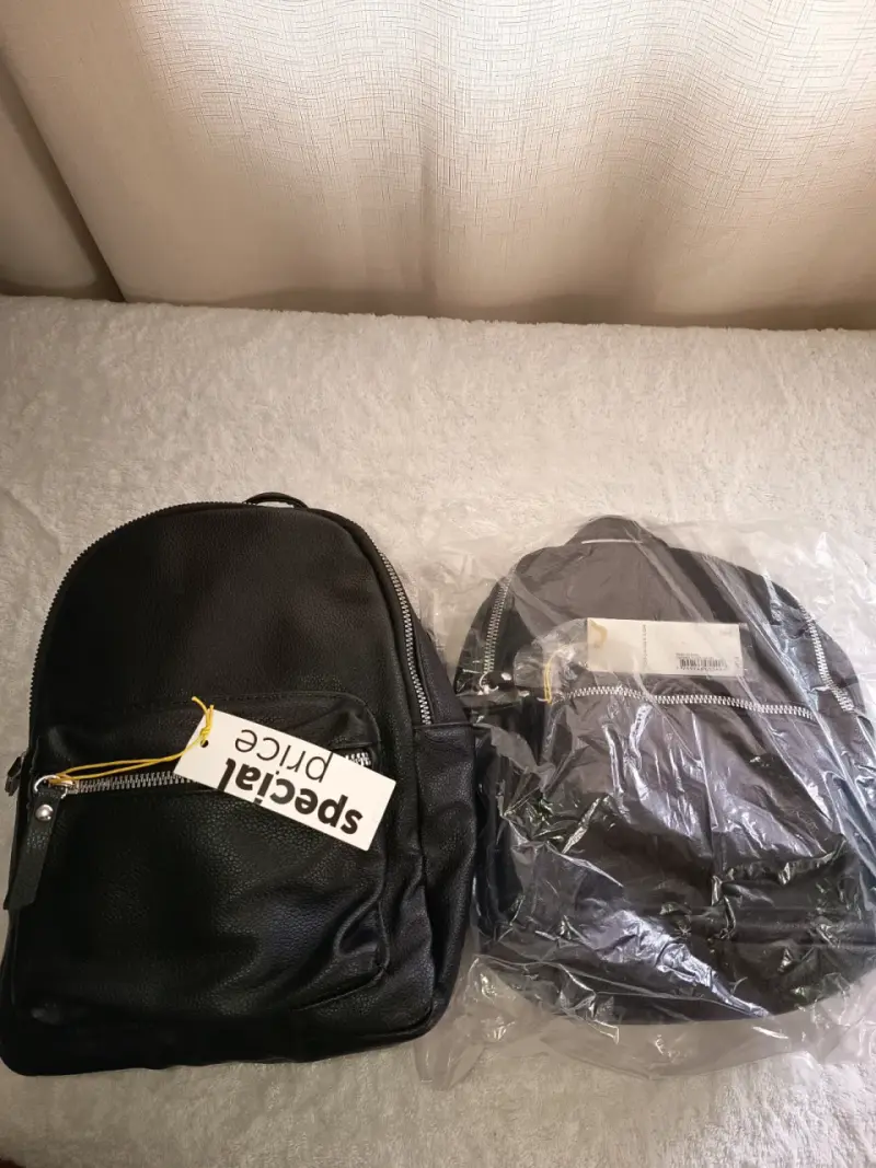 Mochila negra con bolsillos - 5