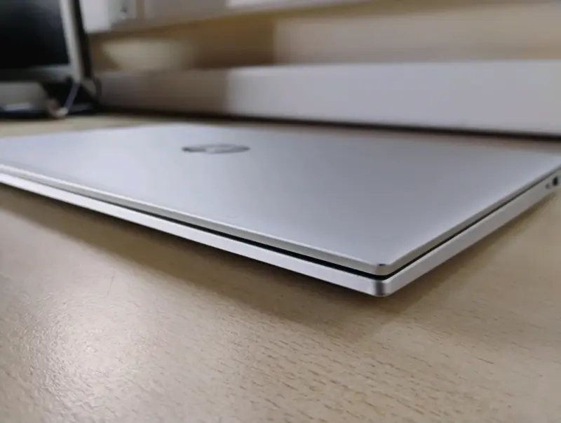 Notebook HP Pavilion 15.6 pulgadas - 5