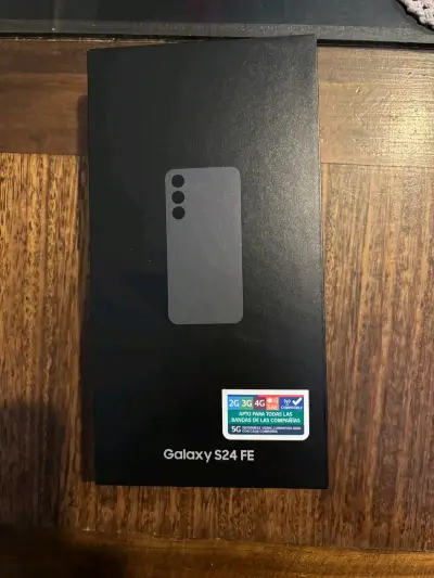 Samsung Galaxy S24 FE nuevo - miniatura 1