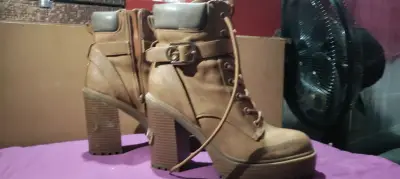 Botines de cuero color café Guess - miniatura 1