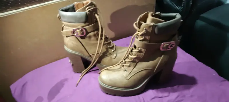 Botines de cuero color café Guess - 4