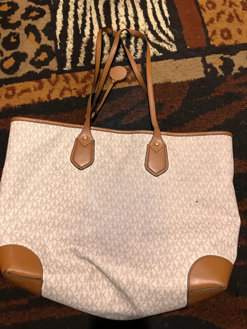 Bolso beige con logo Michael Kors - 2