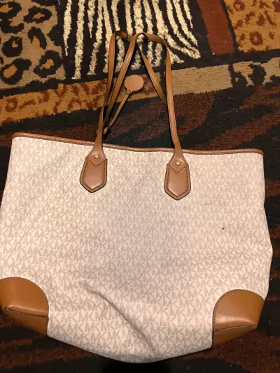 Bolso beige con logo Michael Kors - miniatura 2