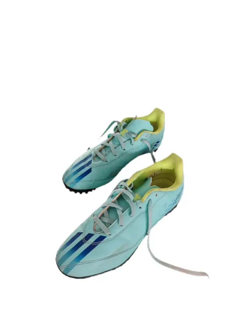 Zapatillas deportivas celestes
