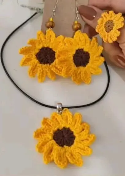 Set joyería girasol tejida