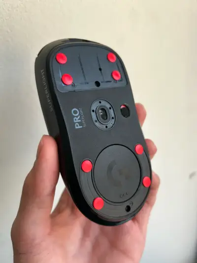 Mouse Logitech G Pro X Superlight - miniatura 4