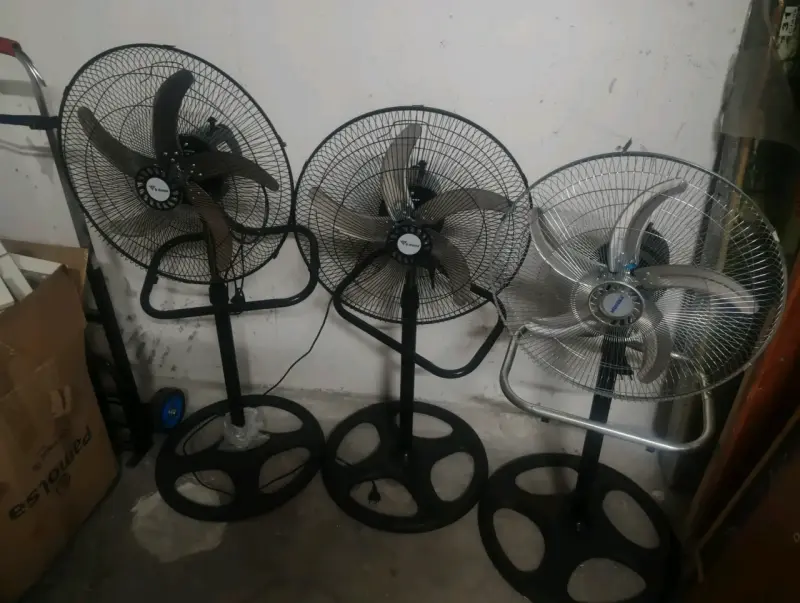 Ventiladores de pie usados - 3