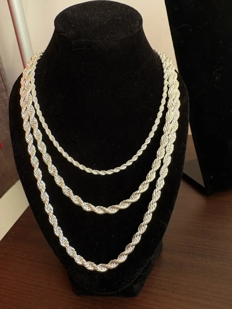 Collar trenzado de plata - 1