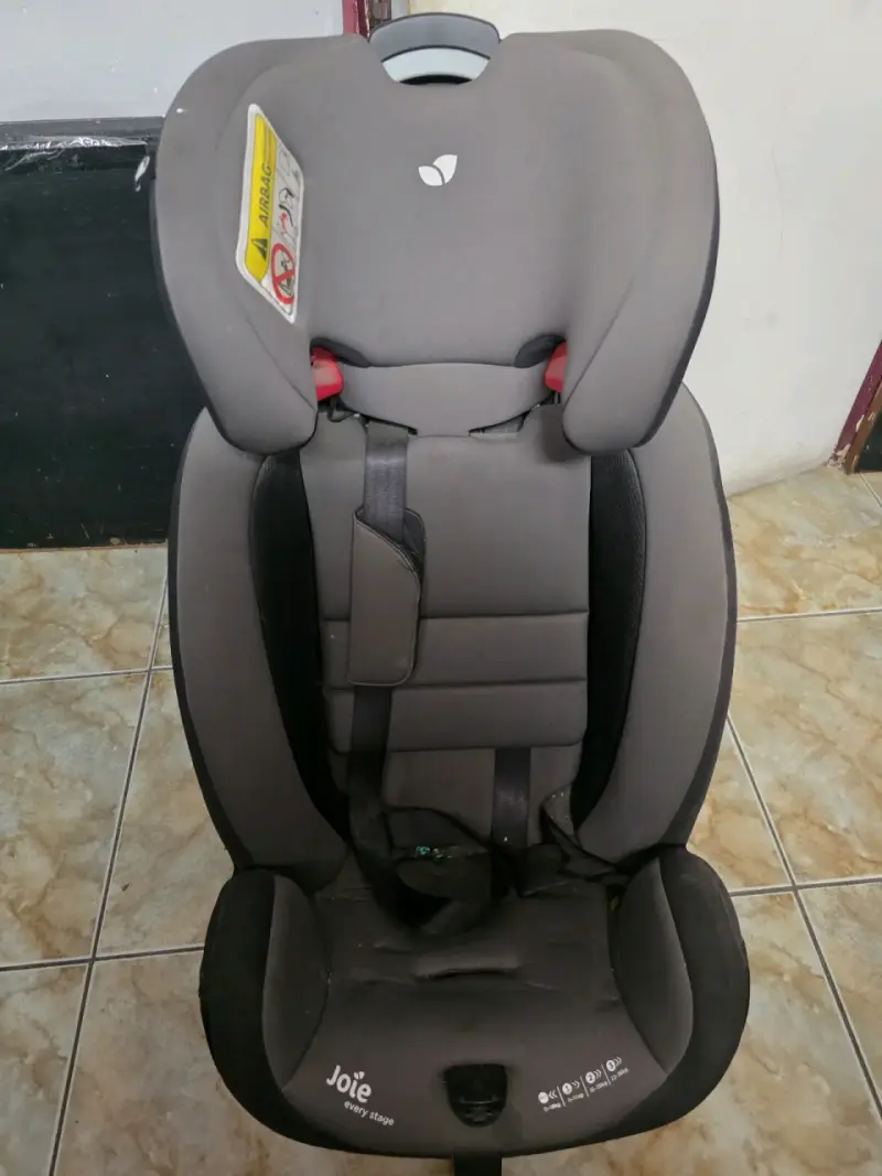 Silla de auto Joie gris - 1