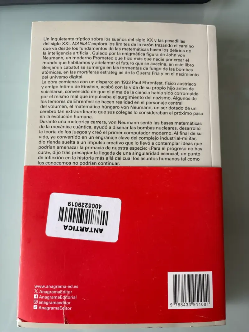 Libro 'Maniac' de Benjamín Labatut - 4
