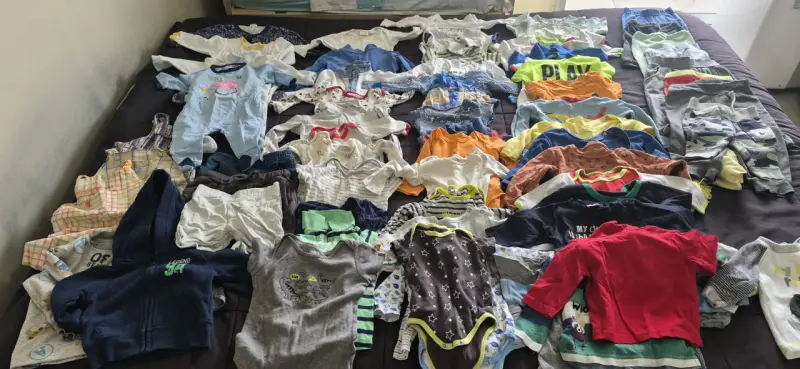 Lote de Ropa de bebé variada - 1