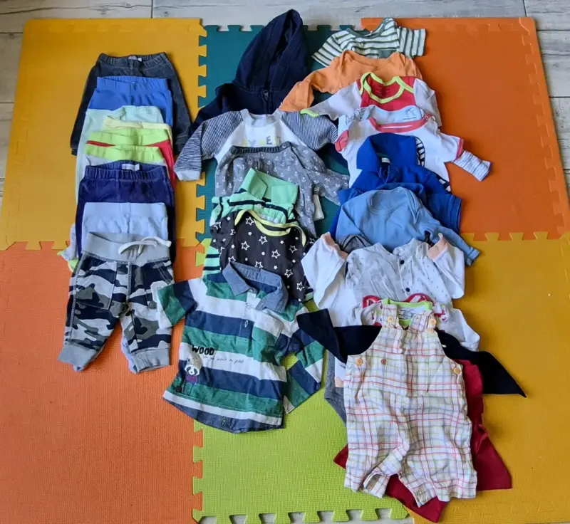 Lote de Ropa de bebé variada - 4