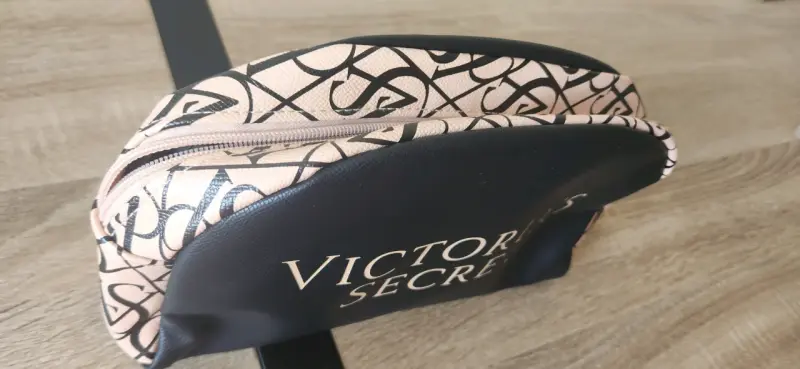 Neceser Victoria's Secret negro - 2