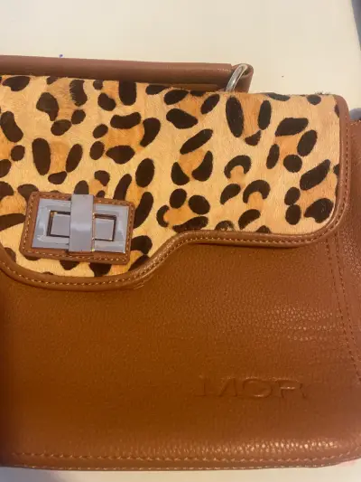 Cartera marrón diseño leopardo - miniatura 3