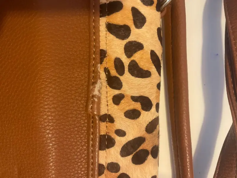 Cartera marrón diseño leopardo - 4