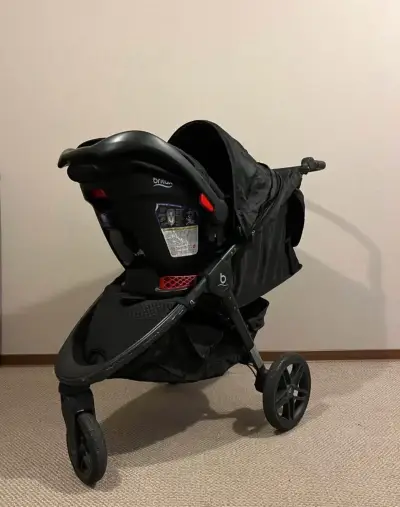 Coche de bebé Britax negro - miniatura 1