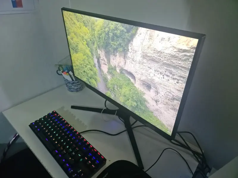 Monitor LED Full HD samsung 180hz - 2
