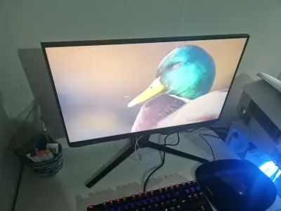 Monitor LED Full HD samsung 180hz - miniatura 3