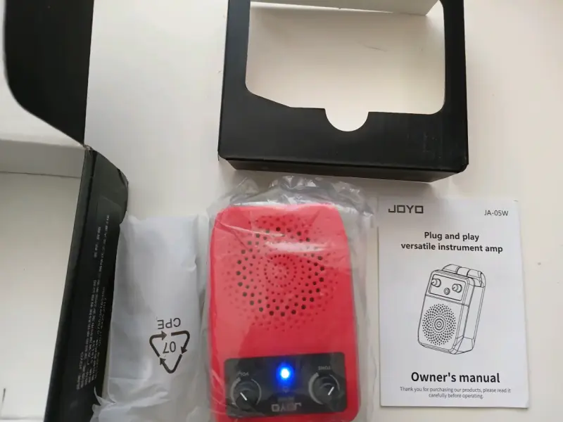 Amplificador Joyo JA-05W rojo - 2