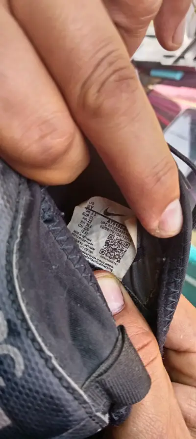 Zapatillas deportivas negras Nike - miniatura 5
