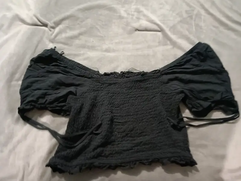 Top negro estilo boho