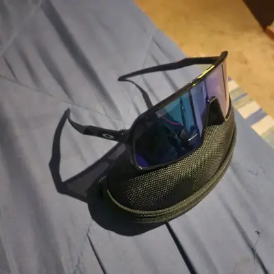 Lentes de Sol Oakley Sutro Prizm Jade originales - miniatura 1