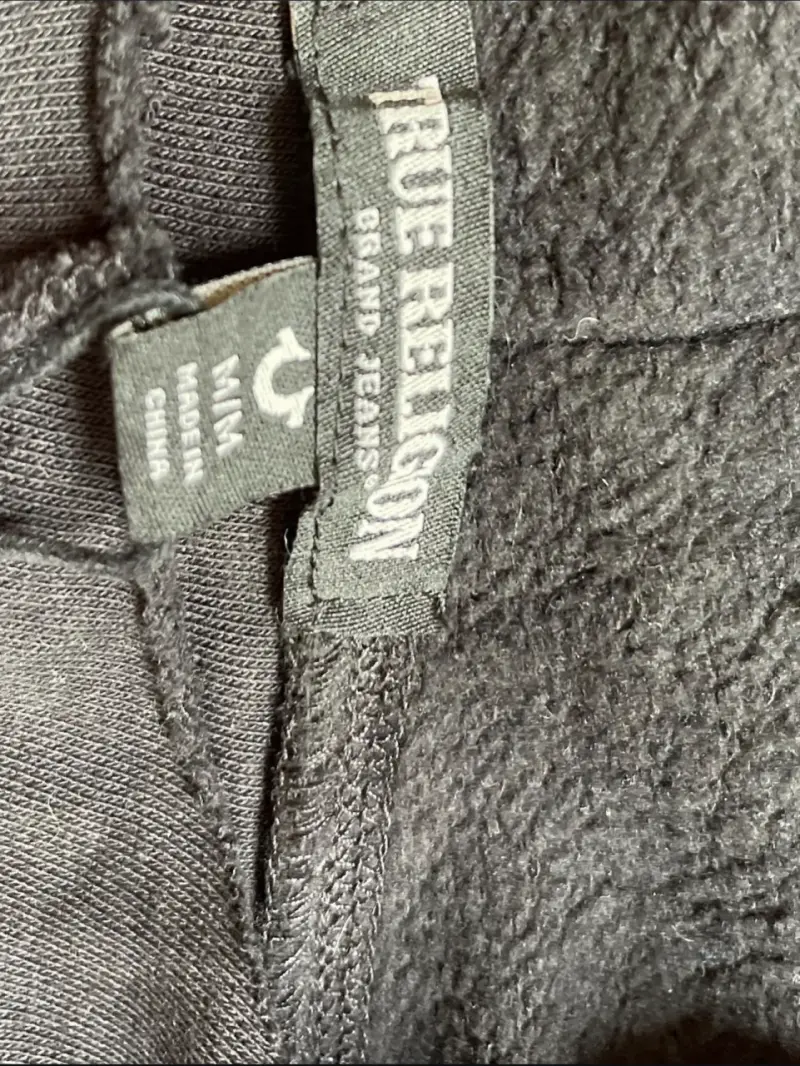 Polerón  true religion corto - 4