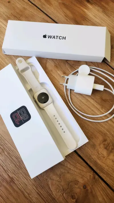 Apple Watch SE 44mm - miniatura 3