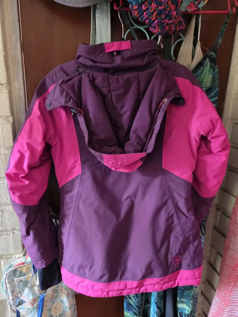 Chaqueta de invierno morada y rosada - 2