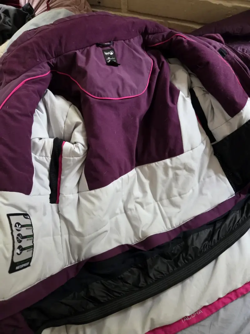 Chaqueta de invierno morada y rosada - 4