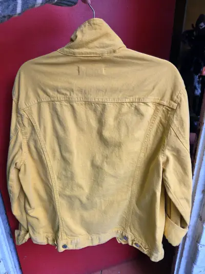 Chaqueta amarilla de algodón - miniatura 2